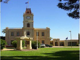 Discovering Historic Kadina Town Walk - South Australia Travel 0