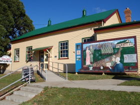 Sheffield TAS South Australia Travel