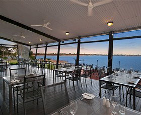 Pee Wee's At The Point - South Australia Travel 0