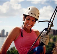 Kangaroo Point Cliffs - South Australia Travel