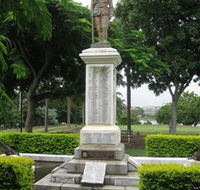 Mowbray Park and East Brisbane War Memorial - South Australia Travel