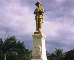 Port Douglas War Memorial - South Australia Travel 0