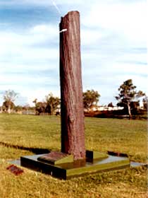 The Flood Memorial Or The Stump - South Australia Travel 0