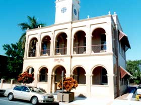 Mackay Town Hall - South Australia Travel 0