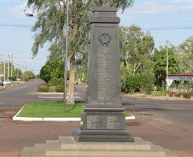 Winton War Memorial - South Australia Travel 0