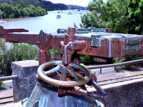 Maryboroughs Guns - South Australia Travel 0