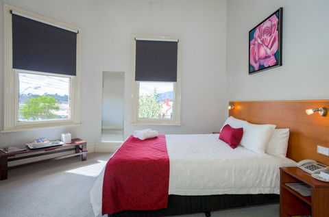 Holgate Brewhouse At Keatings Hotel - South Australia Travel 5