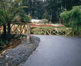 National Rhododendron Gardens - South Australia Travel 0