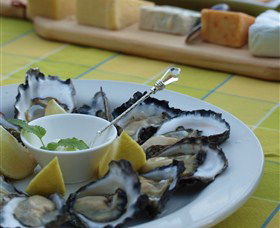 Oyster Shed On Wray Street - South Australia Travel 0