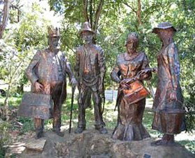 Dad, Dave, Mum And Mabel - South Australia Travel 1