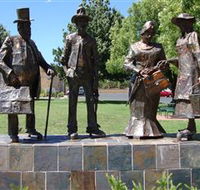 Dad Dave Mum and Mabel - South Australia Travel