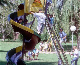 Coronation Park Yass - South Australia Travel 2