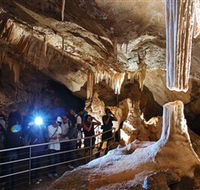 Jenolan Caves - South Australia Travel
