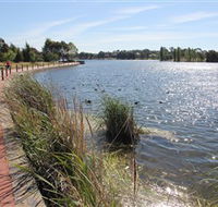 Yerrabi Pond - South Australia Travel