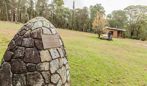 Major Clews Hut Walking Track - South Australia Travel 0