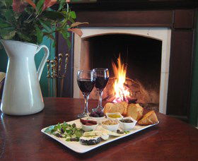 Ambermere Inn - EST 1845 - South Australia Travel 0