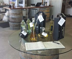 Shire Shuttle Bus  - South Australia Travel 8