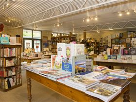 Matilda Bookshop - South Australia Travel 3