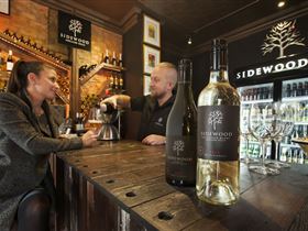 Maximilian's Restaurant And Sidewood Estate Cellar Door - South Australia Travel 3