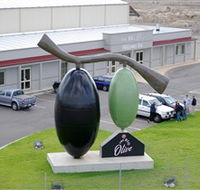 The Big Olive - South Australia Travel
