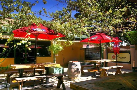 Crown Hotel Wentworth - South Australia Travel 2