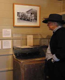 DUNERA  MUSEUM - Hay Internment And Prisoner Of War Camps Interpretive Centre - South Australia Travel 5