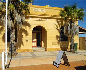 Cue Community Resource Centre - South Australia Travel 0