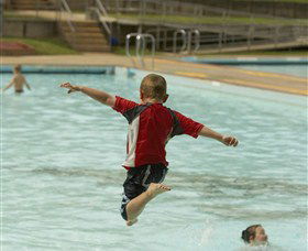 Lake Talbot Swimming Complex - South Australia Travel 2