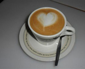 Breretons Bakery And Coffee Lounge - South Australia Travel 2