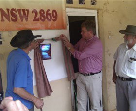 Peak Hill FM Community Radio Station - South Australia Travel 1