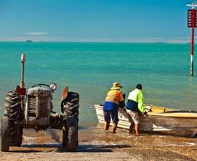 Dugong Sanctuary - Clairview - South Australia Travel 2