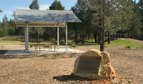 Terry Hie Hie Picnic Area - South Australia Travel 0
