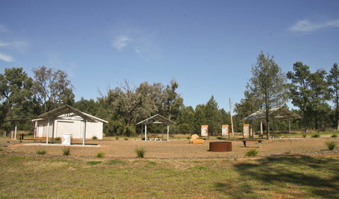 Terry Hie Hie Picnic Area - South Australia Travel 1