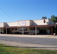 Brocklesby Hotel - South Australia Travel