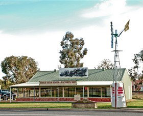 Headlie Taylor Header And Blacksmiths Shop - South Australia Travel 0