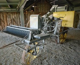 Headlie Taylor Header And Blacksmiths Shop - South Australia Travel 3