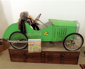 Benalla Costume And Kelly Museum - South Australia Travel 7