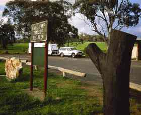 Black Stump Rest Area - South Australia Travel 0