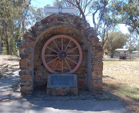 Jindera Pioneer Cairn - South Australia Travel 0