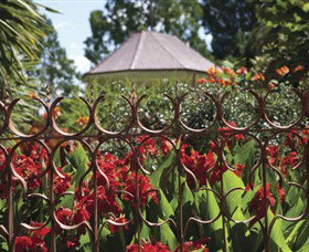 Albury Botanic Gardens - South Australia Travel 6