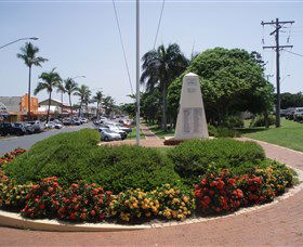 Yeppoon War Memorial - South Australia Travel 0