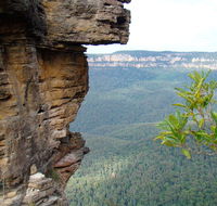 Three Sisters - Honeymoon Bridge - South Australia Travel