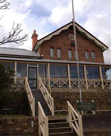 Historic Buildings Walking Tour - South Australia Travel 0