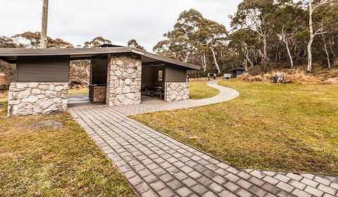 Thredbo River Picnic Area - South Australia Travel 1