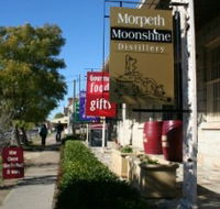 Morpeth Wine Cellars and Moonshine Distillery - South Australia Travel