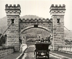 The Hampden Bridge Experience - South Australia Travel 1