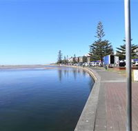 The Entrance Coast to Lake Walk - South Australia Travel
