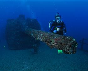 HMAS Brisbane Dive Site - South Australia Travel 1