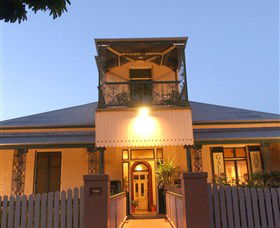 Grafton Regional Art Gallery - South Australia Travel 0