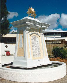 Beenleigh War Memorial - South Australia Travel 1